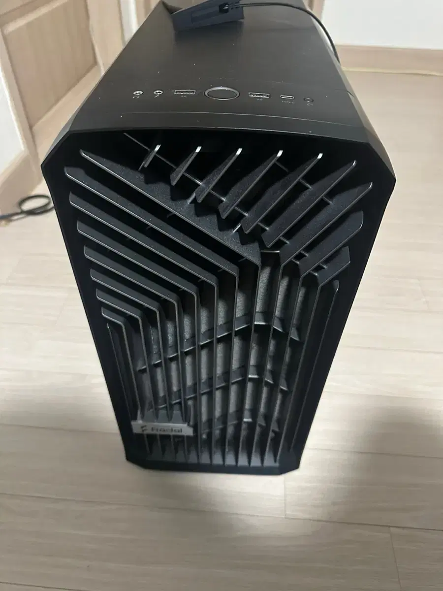 [데스크탑] 고사양 게임 가능 RTX 4080 super